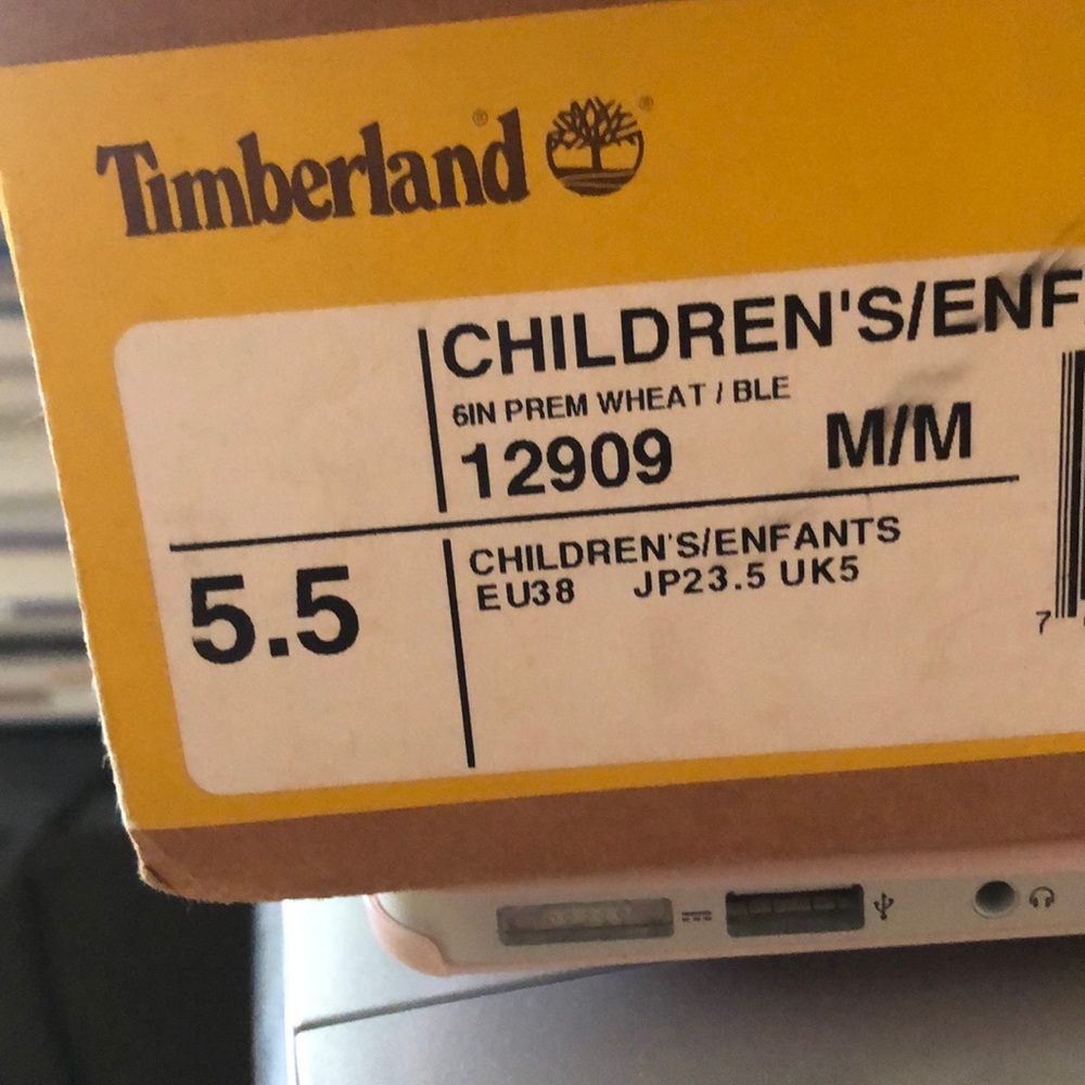 Timberland Boots - Picture 8 of 8